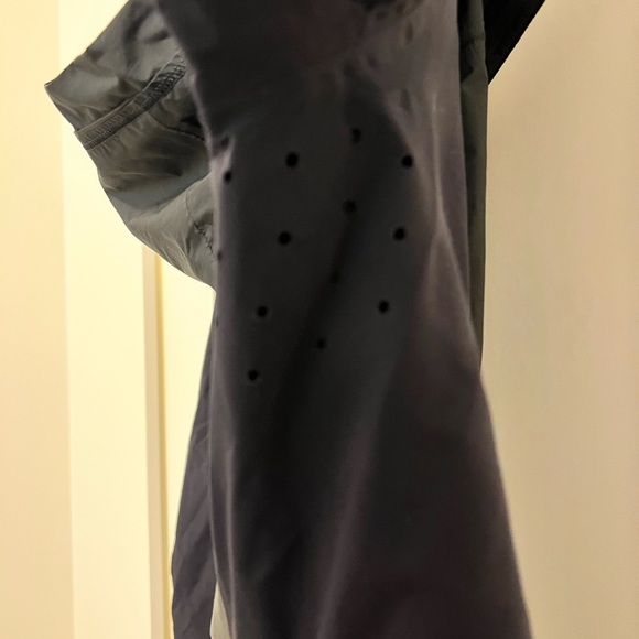 Lululemon Windbreaker Jacket, Black - Picture 2 of 9